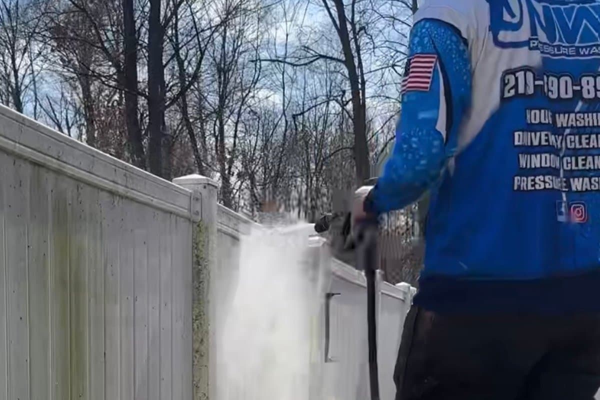 Fence Washing