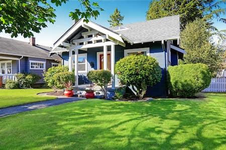 How House Washing Can Increase Your Home’s Curb Appeal